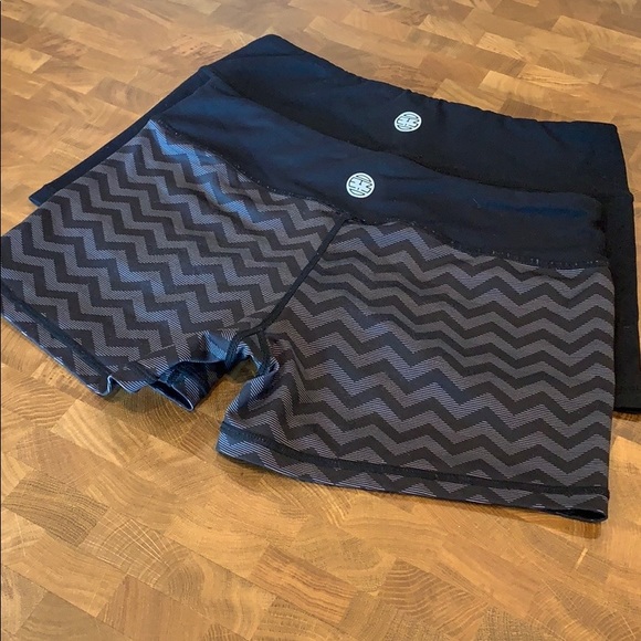 IAB MFG booty shorts - Picture 2 of 5